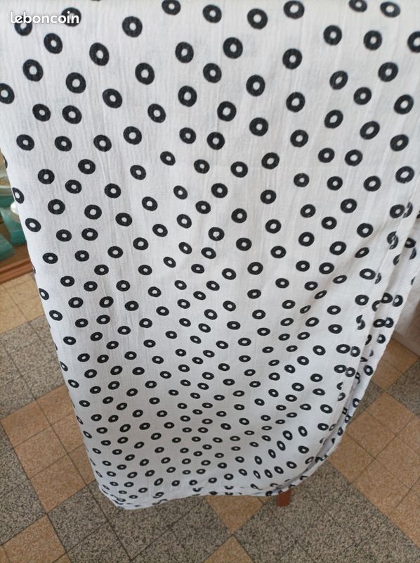 Nappe blanche et noire (image 3)