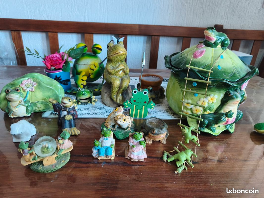 SERIE COMPLETE DE FEVES LES GRENOUILLES - Fèves de tion
