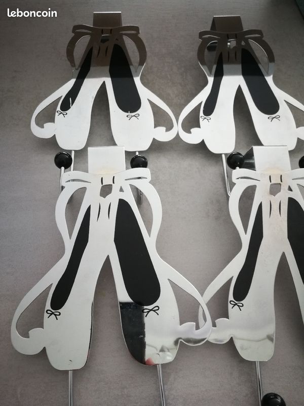 Porte vêtements (image 1)