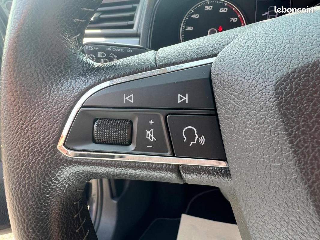 Seat Arona 1.0 EcoTSI 115 ch Start/Stop DSG7 Style (image 17)