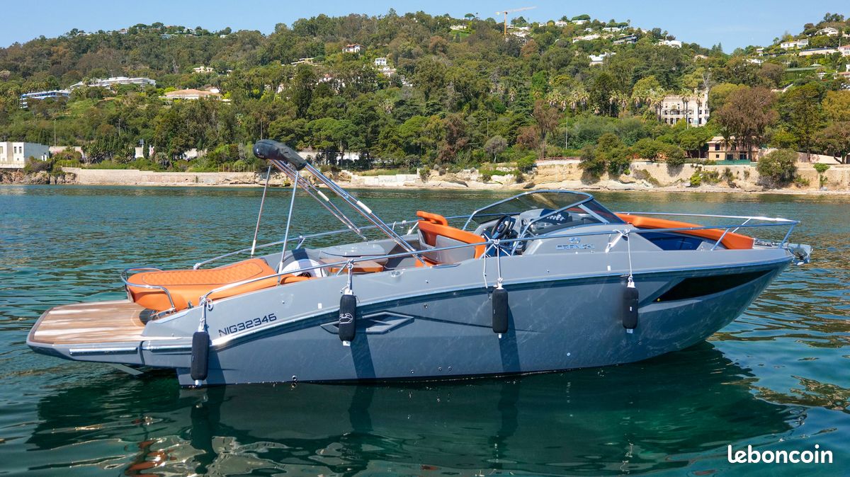 CRANCHI E30 ENDURANCE – 2021 | VOLVO PENTA D4 320 CV | Full options – Très bon état (image 1)