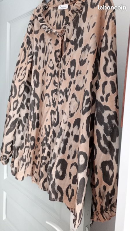 Blouse (image 2)