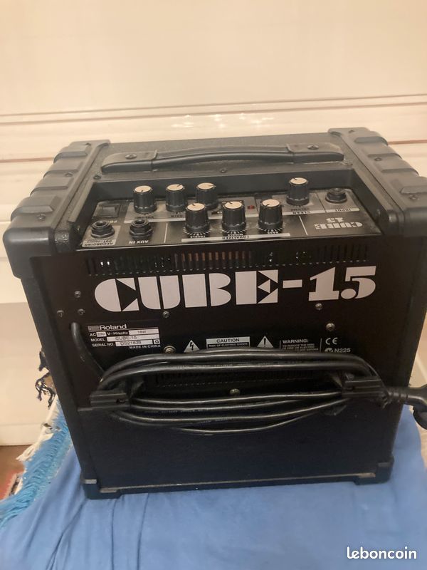 Ampli guitare Roland (image 3)