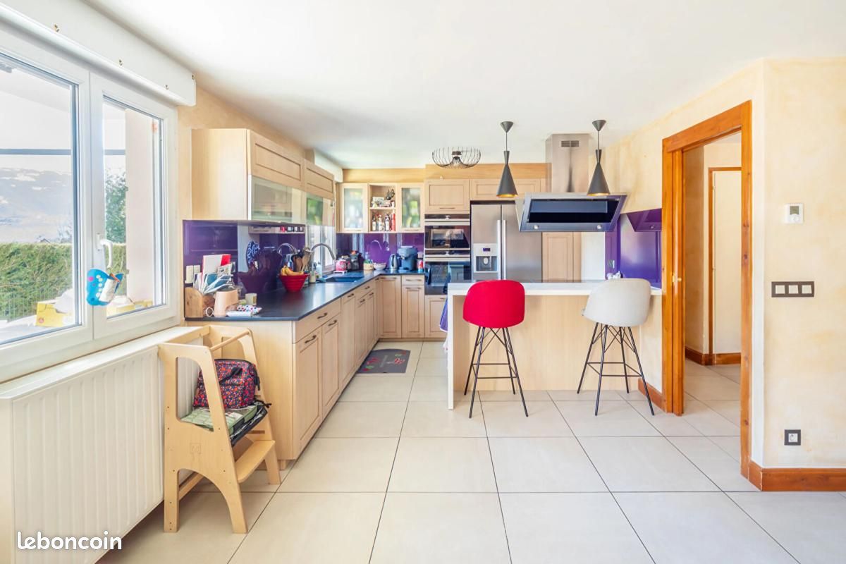Appartement 5 pièces 145 m² · à Sallanches · 145 m² · 445 000 €