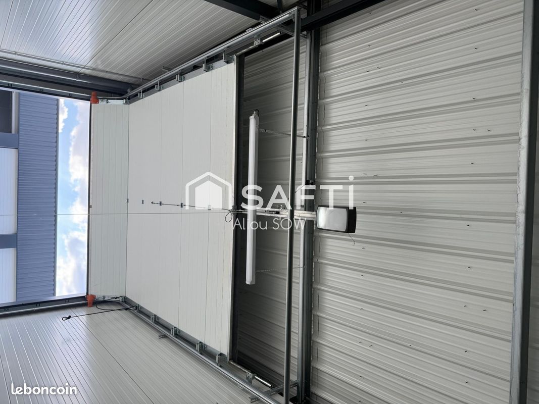Parking/box 196 m² AIFFRES (image 3)