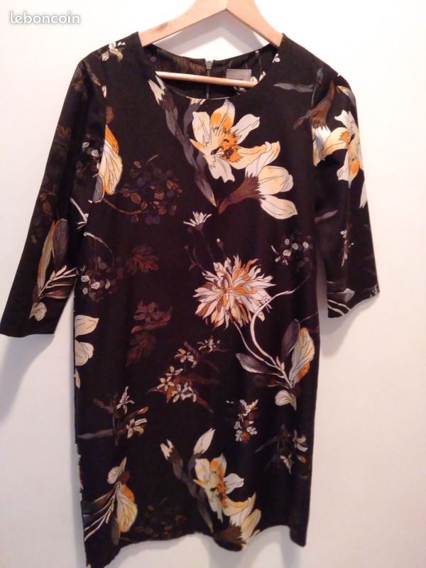 Robe (image 3)