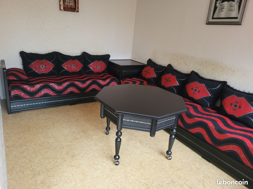 Salon marocain rouge et noir (image 5)