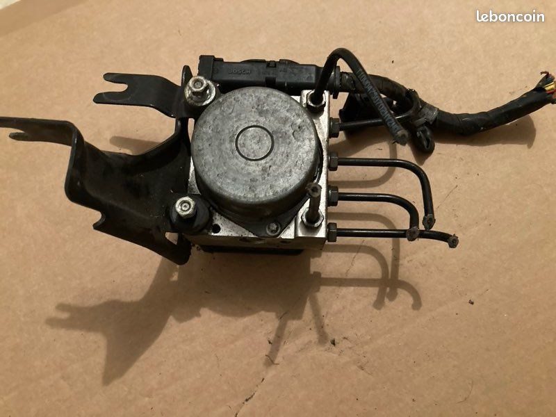 Bloc ABS nissan note e11 (image 1)