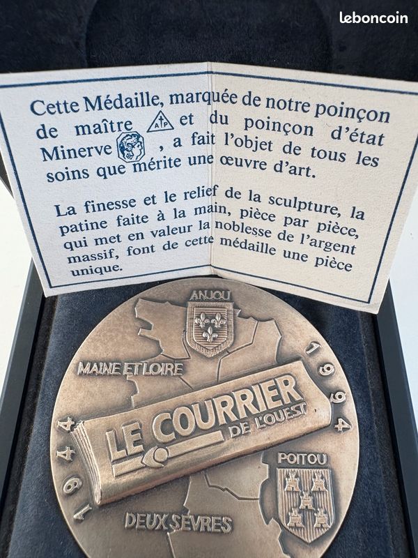 Médaille Ancienne En Argent Massif Et émail - Athlétisme Amateur, Comté De Glamorgan 1939