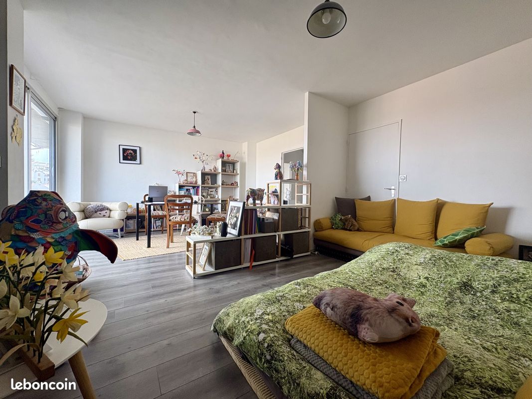 Appartement 4 pièces 81 m² · à Chamalières · 81 m² · 250 000 €