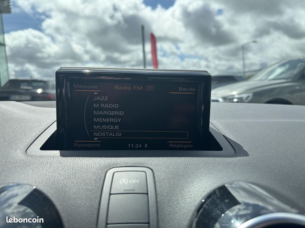 AUDI A1 1.0 TFSI ultra 95 Ambiente (image 13)