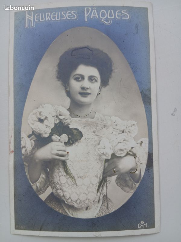 Avant 1900 - Carte Postale illustree art nouveau: Femme, medaillon, gaufrée (Ref.119806