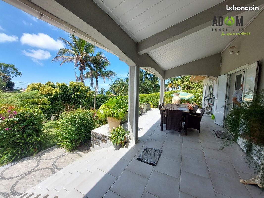 Maison 7 pièces 225 m² · à Saint-Pierre · 225 m² · 495 000 €