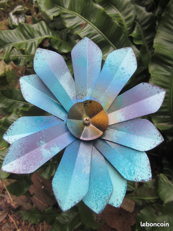 Effet Fleur "Bleuet des Prés", Métal Création Artisanale, Pièce Unique Décoration Maison Jardin (image 3)