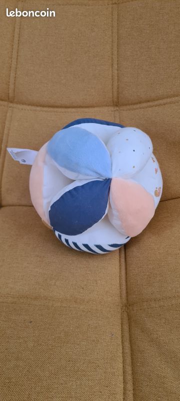Balle d'éveil VERTBAUDET (image 1)