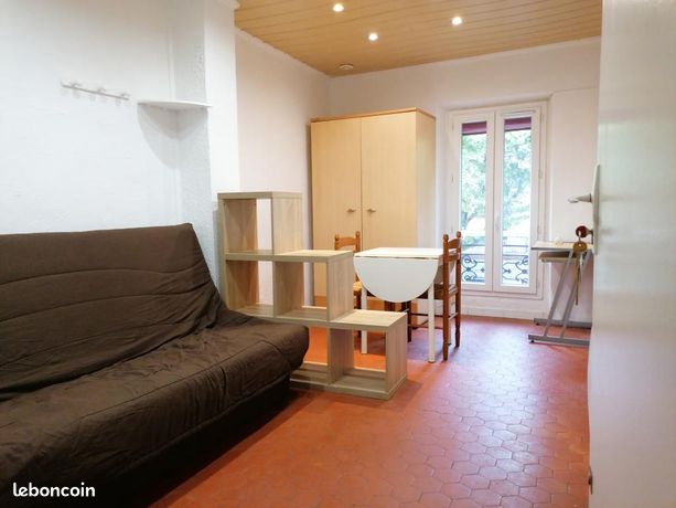 Studio 1 pièce 17 m²