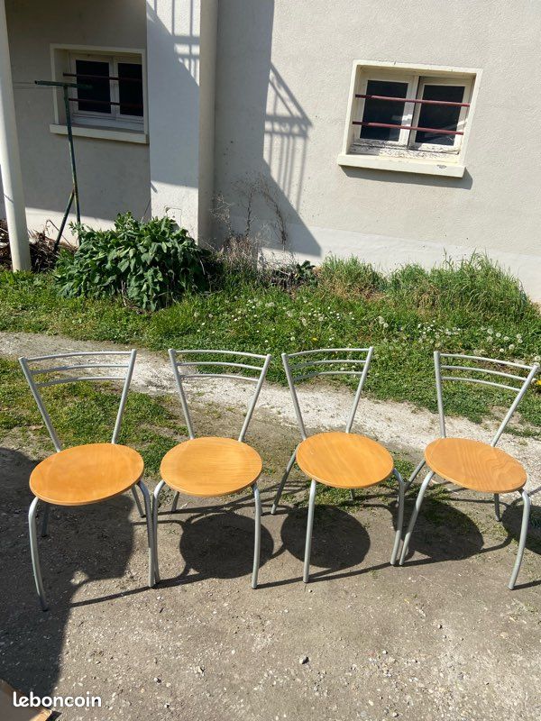 4 chaises (image 1)