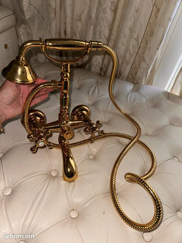 Robinet de lavabo (image 1)