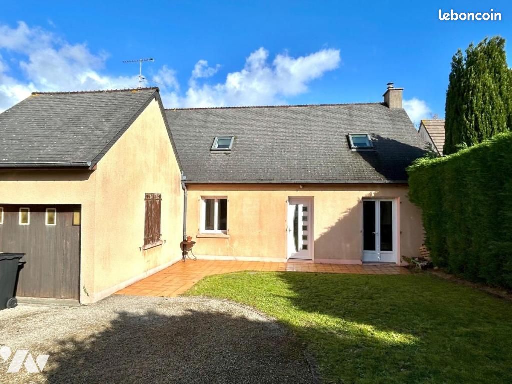Maison 121 m² · à Saint-Sauveur-le-Vicomte · 121 m² · 215 800 €