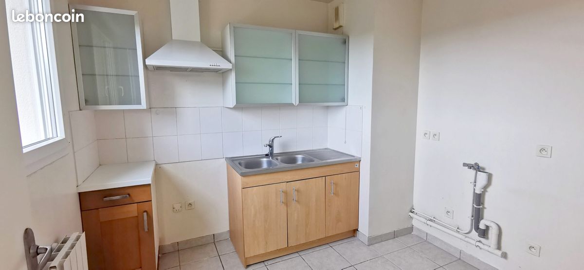 Appartement a louer  - 4 pièce(s) - 80 m2 - Surfyn