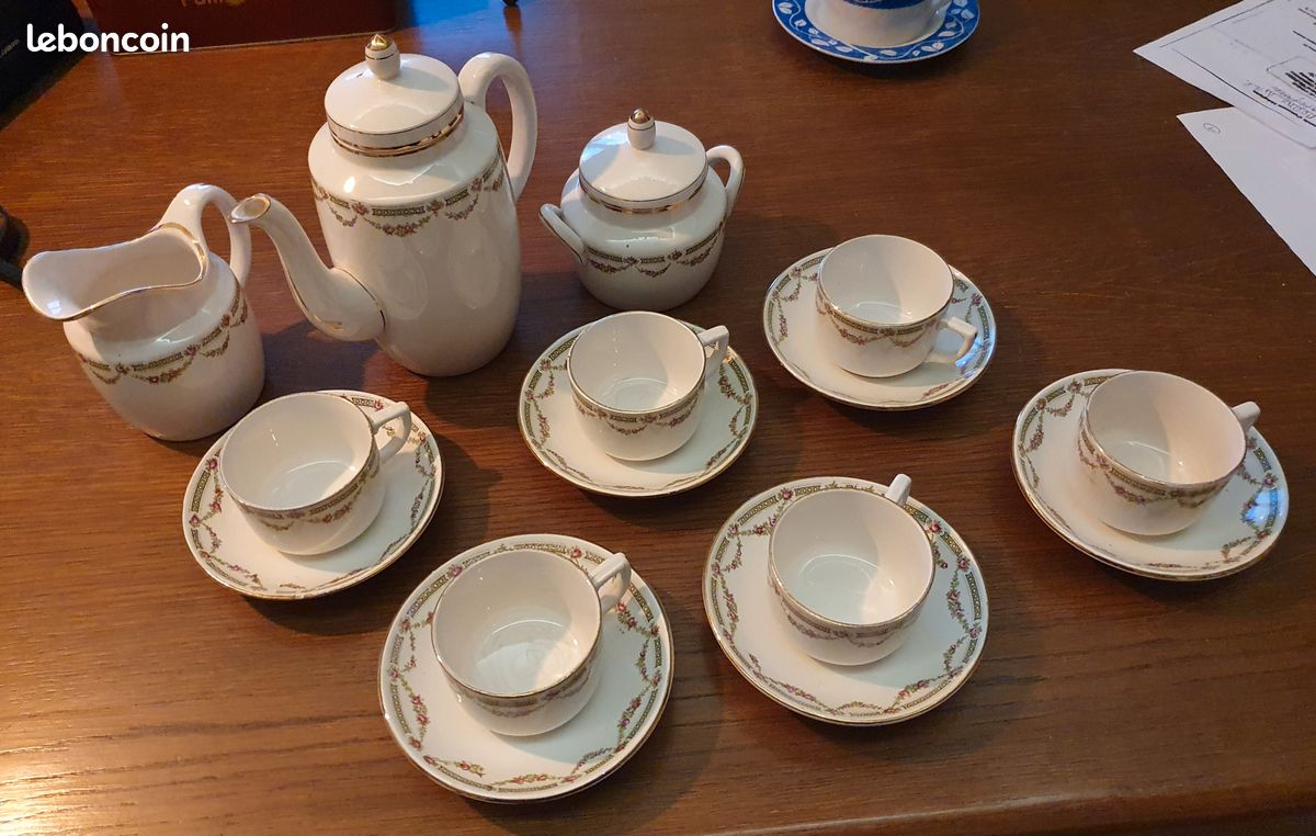 Ensemble cafetière, sucrier, pot à lait et 6 tasses avec soucoupes (image 1)