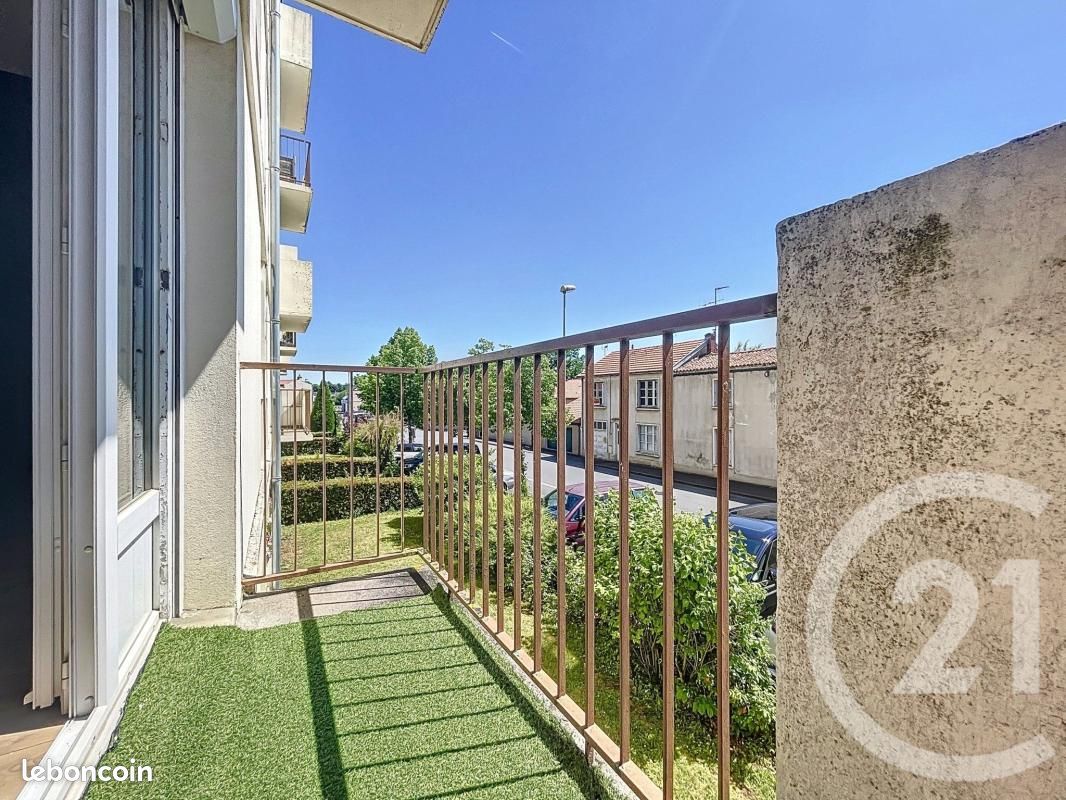 Appartement 3 pièces 65 m² · à Cholet · 65 m² · 640 €/mois