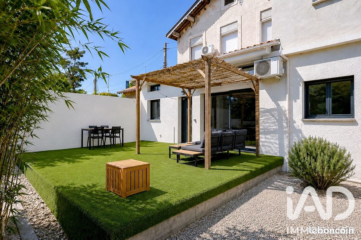 Appartement 3 pièces 75 m² · à La Penne-sur-Huveaune · 75 m² · 322 000 €