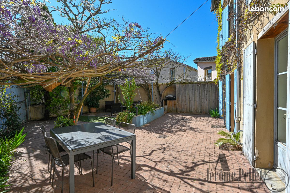 Maison 6 pièces 158 m² · à Ternay · 158 m² · 400 000 €