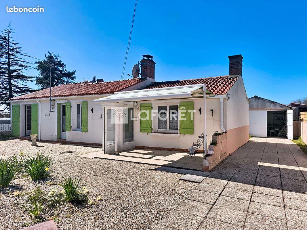 Maison 6 pièces 100 m² · à Commequiers · 100 m² · 137 600 €