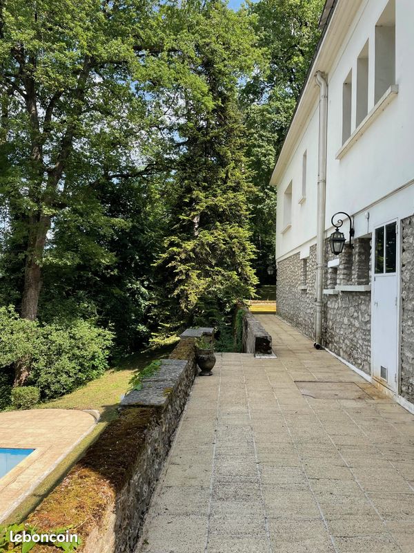 Maison 8 pièces 212 m² à Joué-lès-Tours