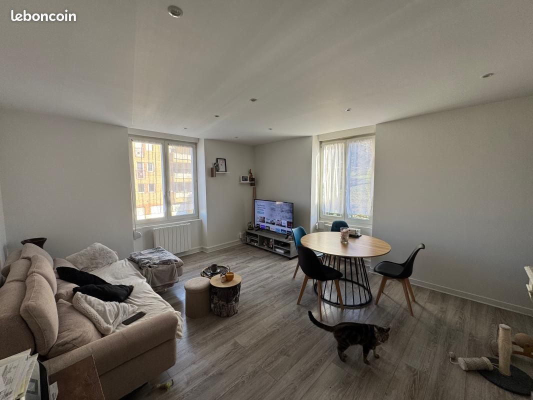 Appartement 4 pièces 89 m² · à Saint-Marcellin · 89 m² · 165 000 €