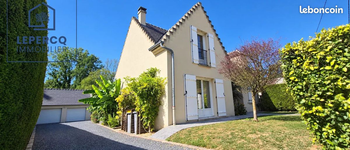 Maison 8 pièces 141 m² · à Pierrefonds · 141 m² · 279 000 €