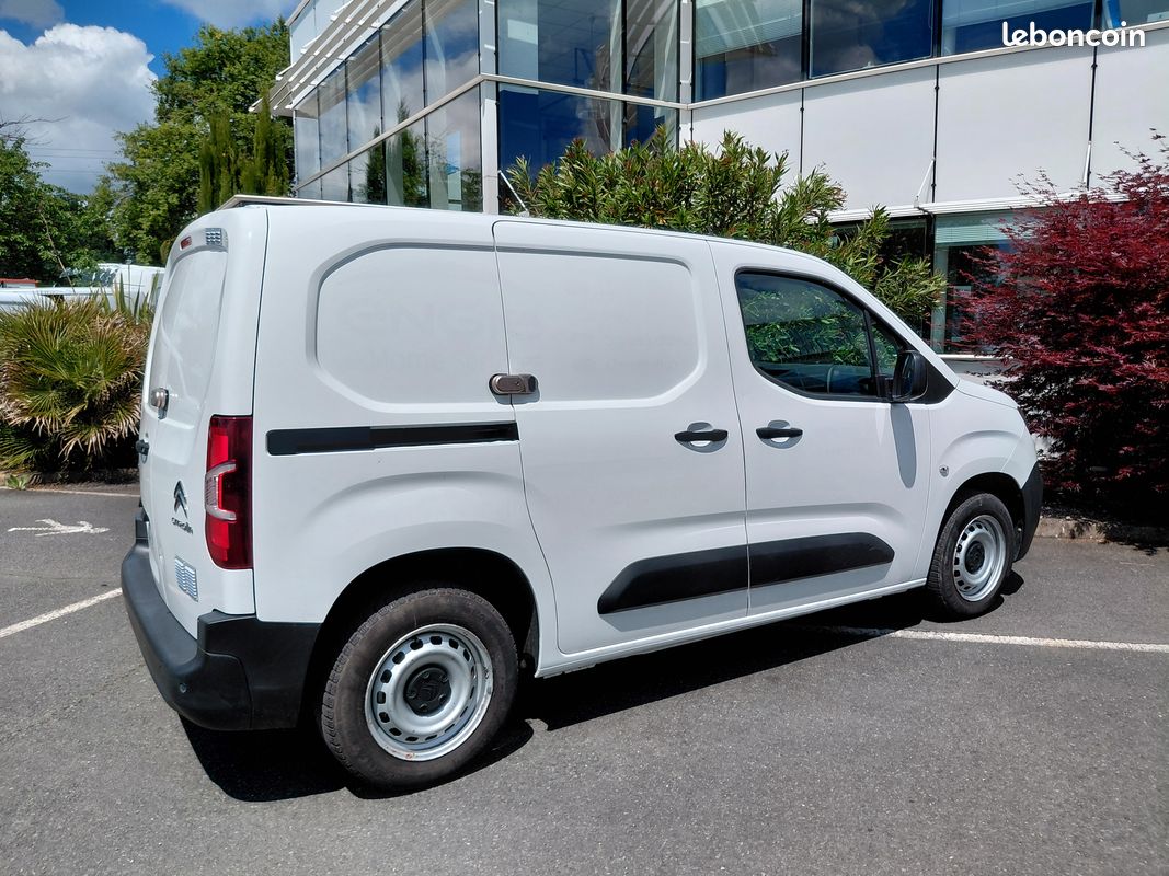 Citroen berlingo hdi 75cv club (image 2)