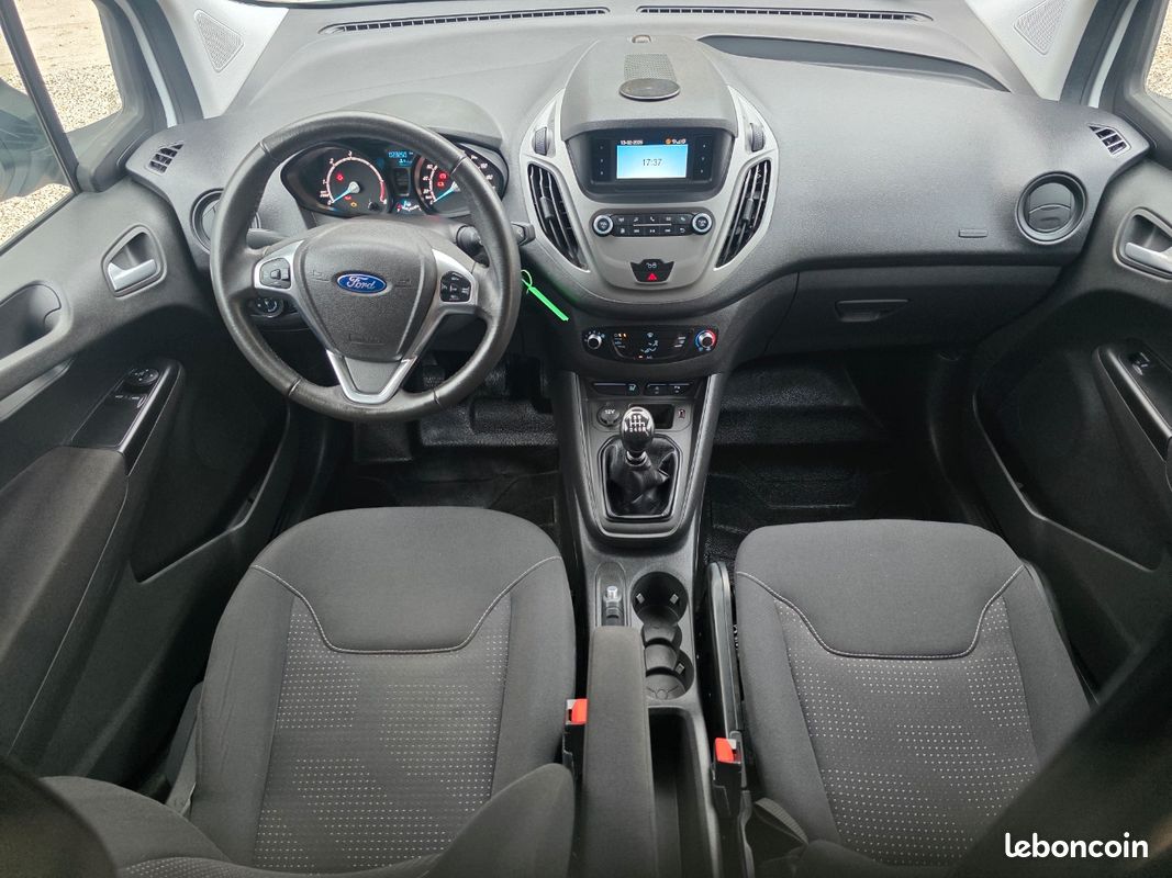 ✅ford transit courrier 1.5 tdci 75 ch trend⏩️ double porte laterale ⏩️boite 6 vitesses (image 9)