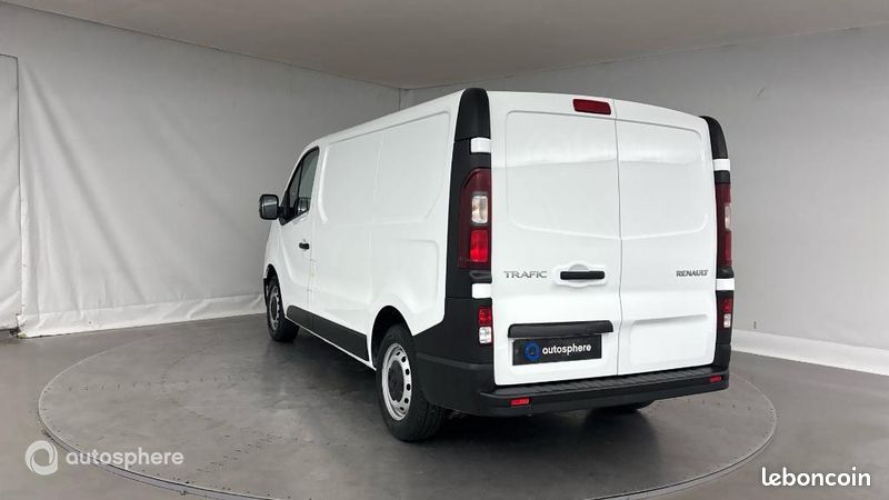 Renault Trafic Véhicule utilitaire ou Société L1H1 3T 2.0 Blue dCi 130ch Confort E6E (image 7)