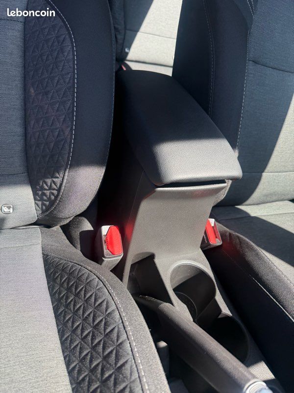 Renault Captur 1.6 e-tech 145 ch BLANC NACRÉ BOITE AUTO 08/22 CAMÉRA COCKPIT DÉMARRAGE SANS CLEF GARANTIE 12 MOIS (image 7)