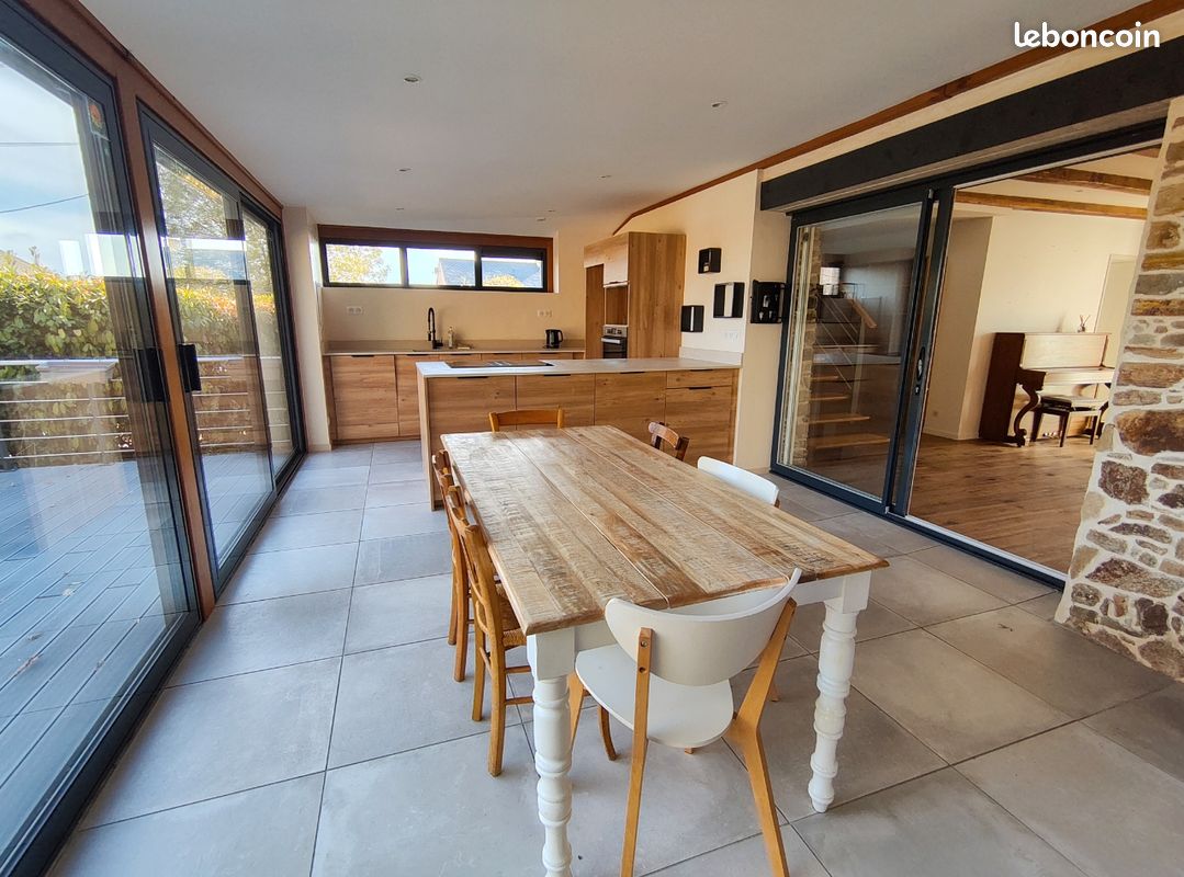Maison 5 pièces 140 m² · à Pontchâteau · 140 m² · 1 200 €/mois