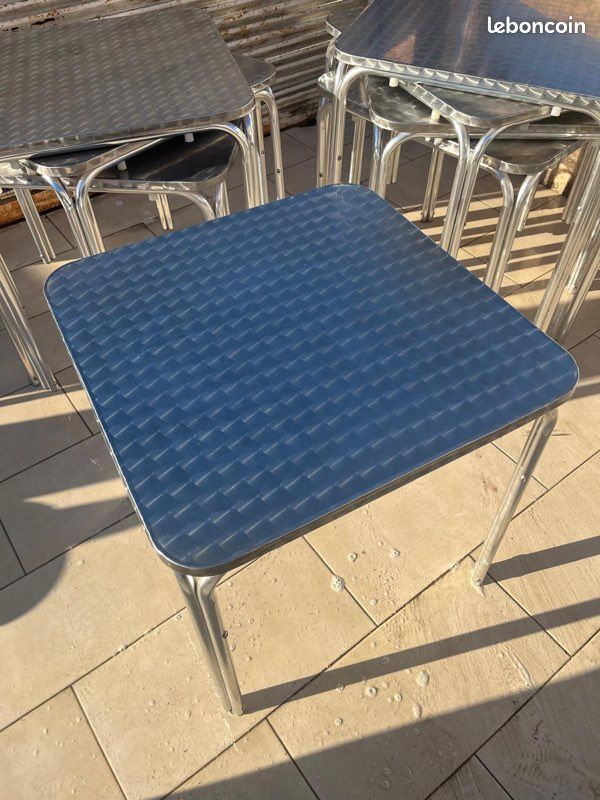Lot de Tables de terrasse inox pour restaurant ou bar (image 1)