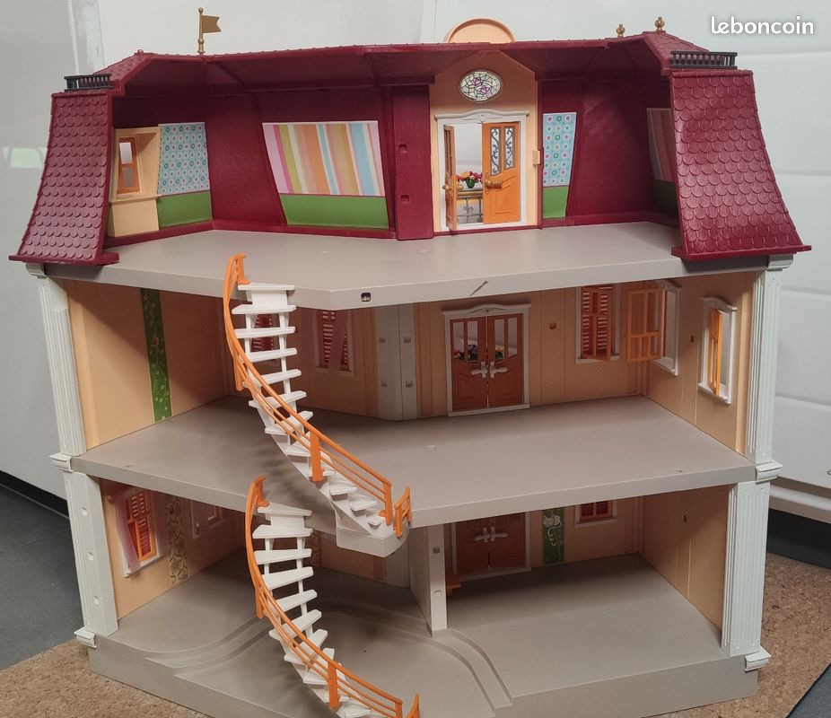 Maison playmobil 5302 très bon état (image 2)