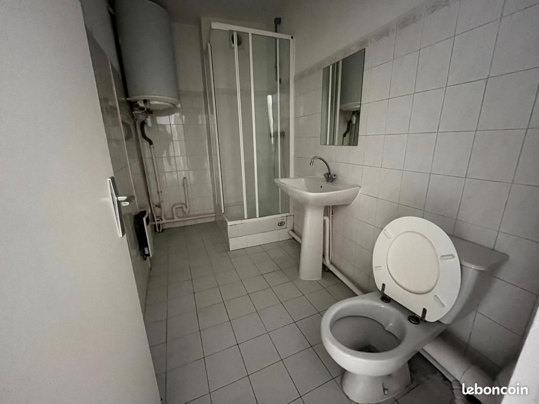 Studio 1 pièce 35 m² (image 3)