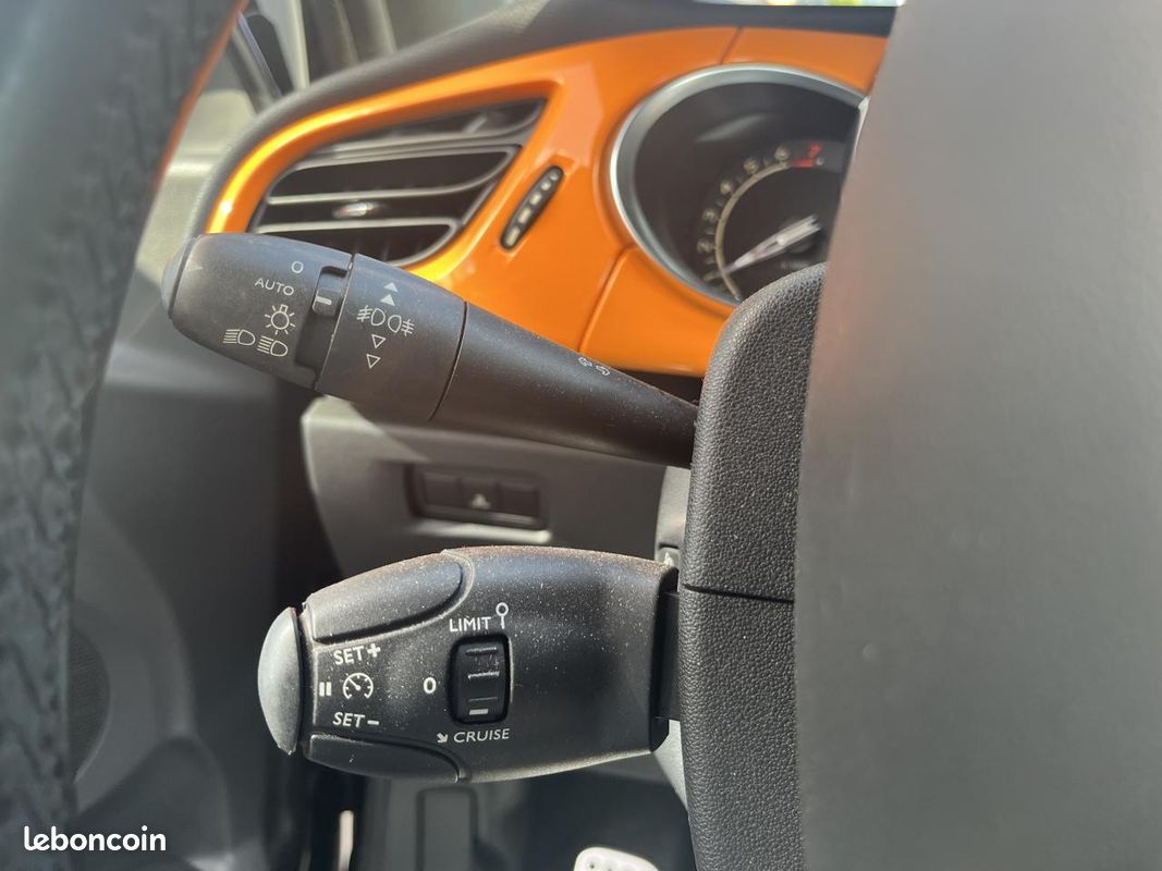 DS DS 3 1.6 THP 16V - 202 BERLINE Racing (image 15)
