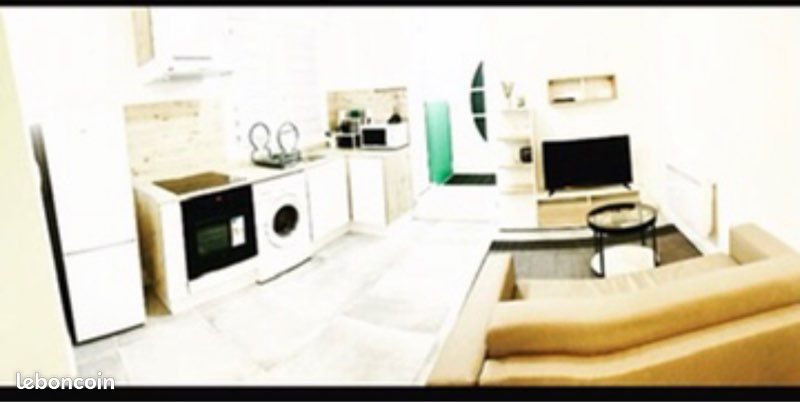 Appartement 1 pièce 30 m² · à Feyzin · 30 m² · 590 €/mois