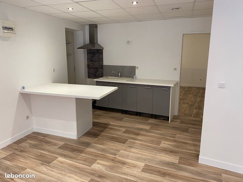 Appartement 2 pièces 48 m² · à Saint-Amour · 48 m² · 400 €/mois