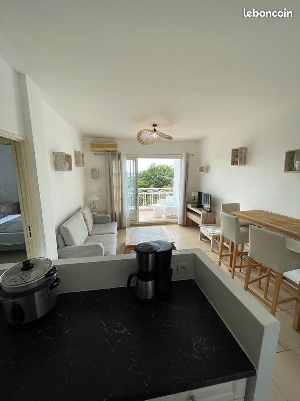 Appartement 2 pièces 43 m² · à La Possession · 43 m² · 980 €/mois