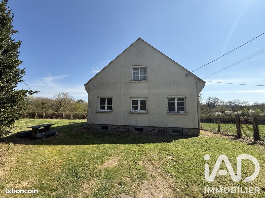Maison 5 pièces 100 m² · à Brée · 100 m² · 116 000 €