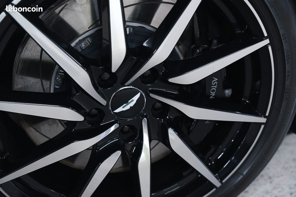 Aston Martin DB11 V12 5.2 608 - 17,000 km, Audio Bang & Olufsen - Egalement Disponible en Financement (image 5)