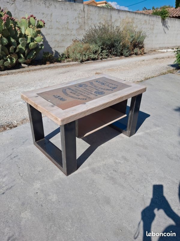 Table basse artisanal (image 3)