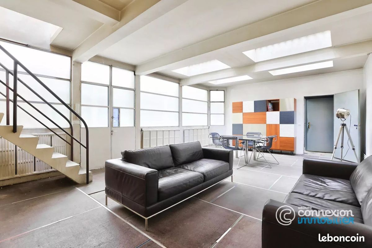 Appartement 4 pièces 141 m² · à Paris · 141 m² · 1 210 000 €