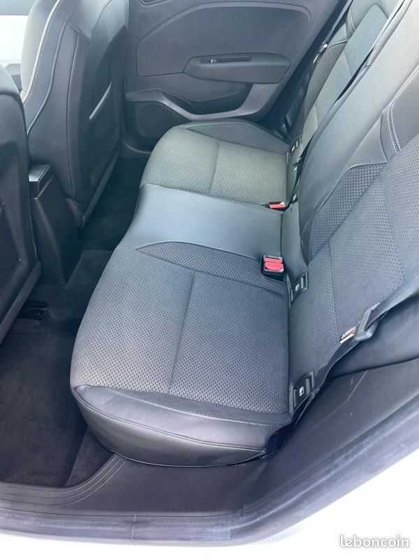Renault Clio V TCe 130 EDC FAP Intens (image 4)