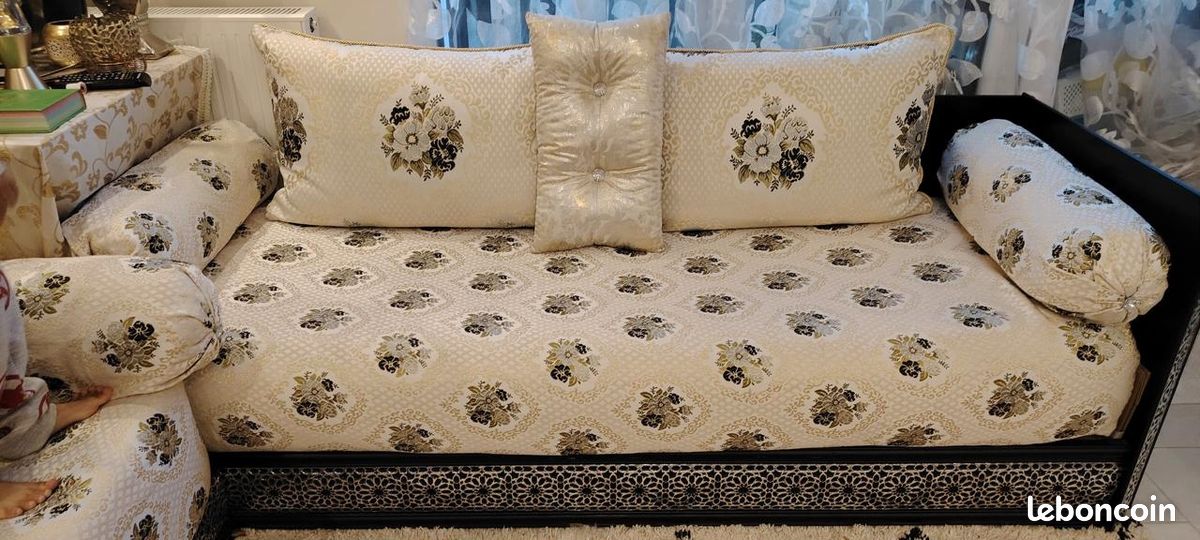 Salon marocain élégant (image 1)